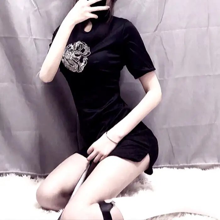 美国众神第一季封面