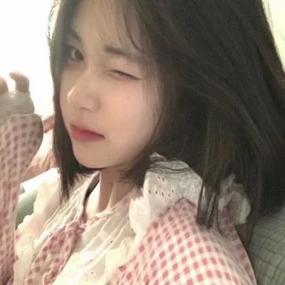 喧闹一家亲第三季封面